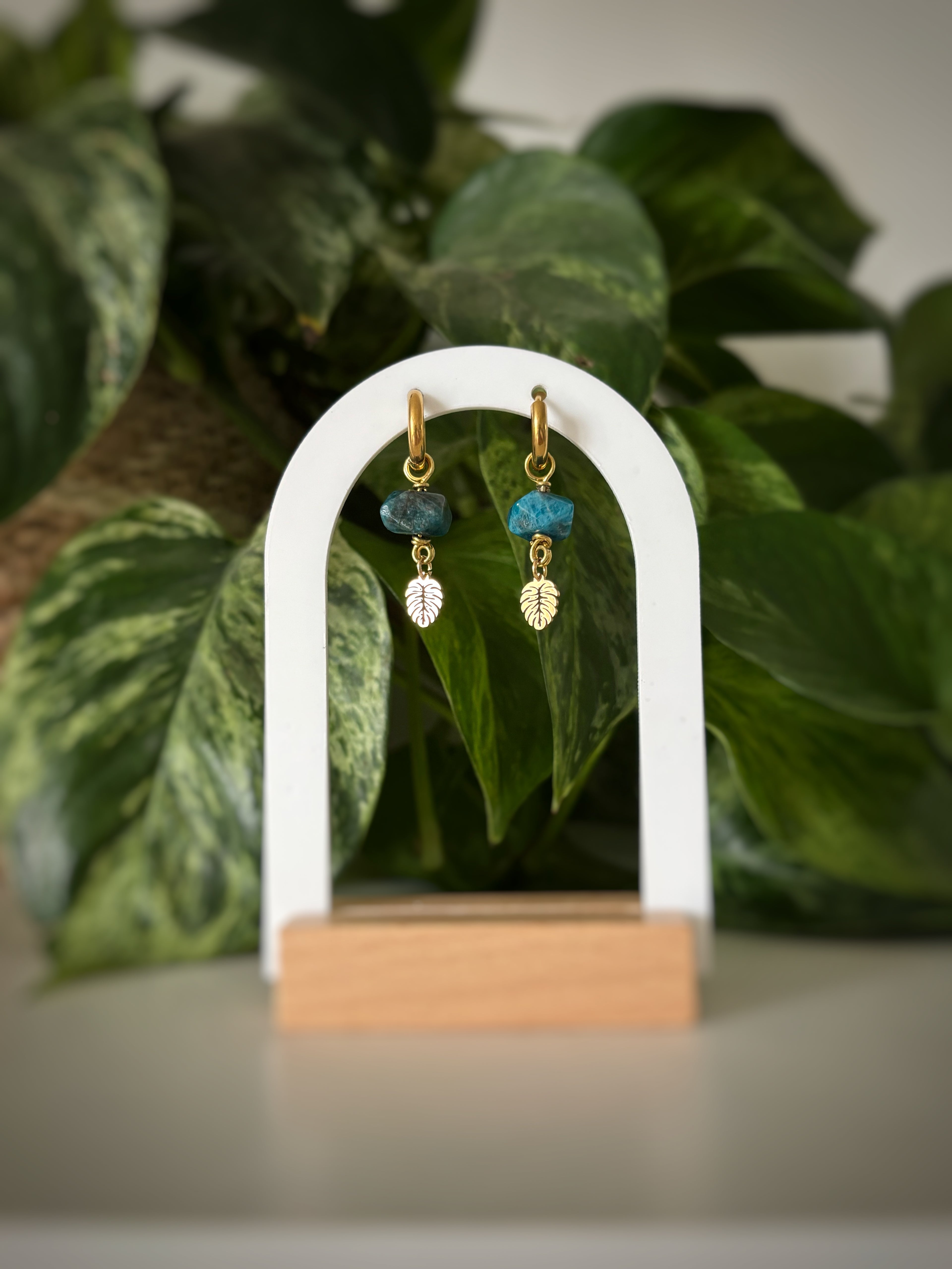 Boucles d’oreilles monstera - Apatite