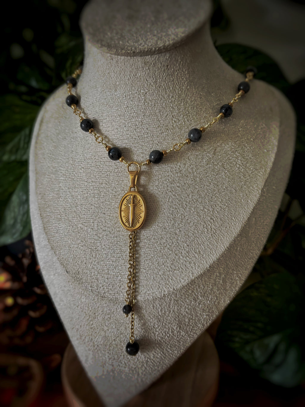 Collier Rhaenyra