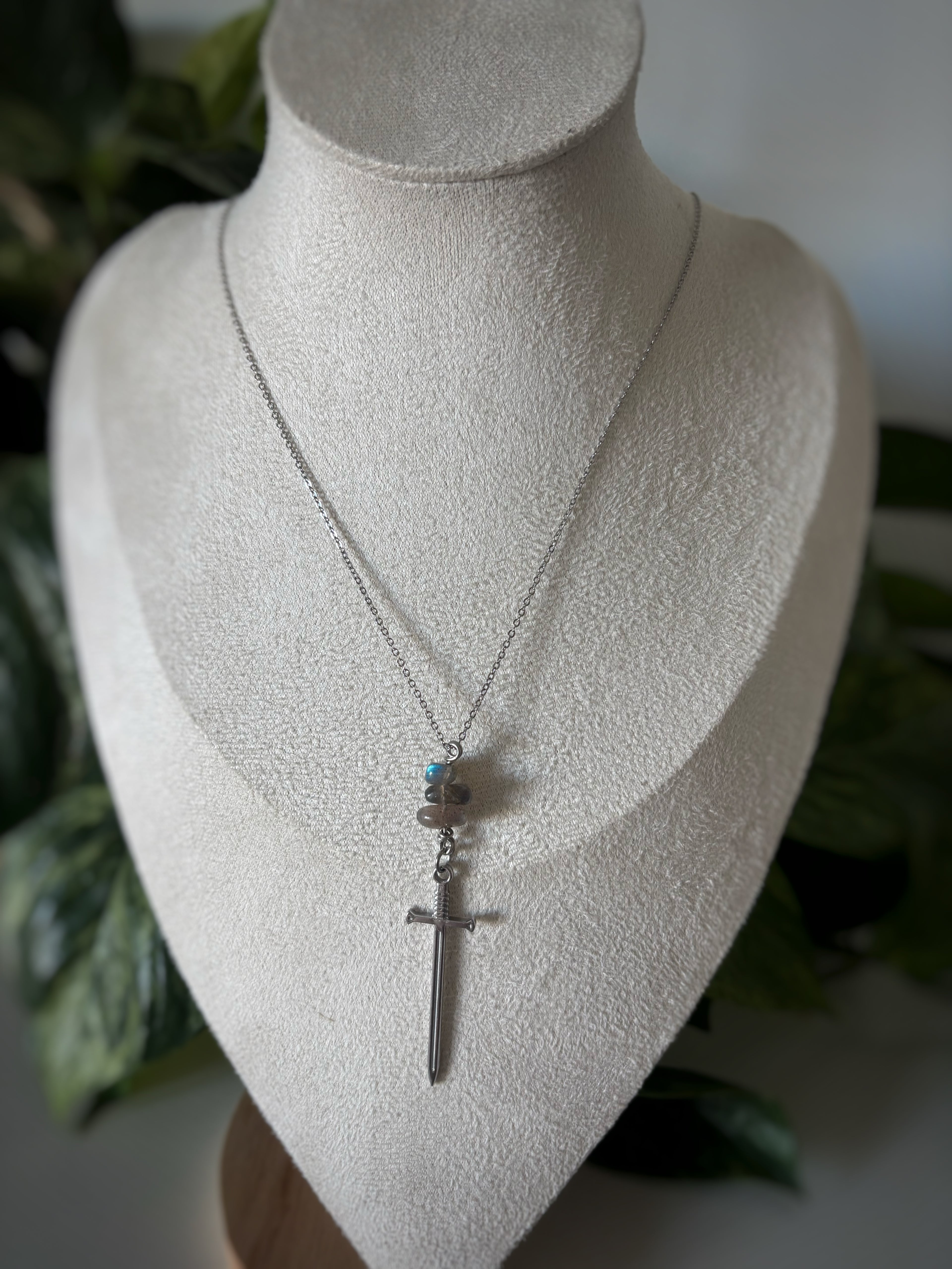 Collier Épée Labradorite