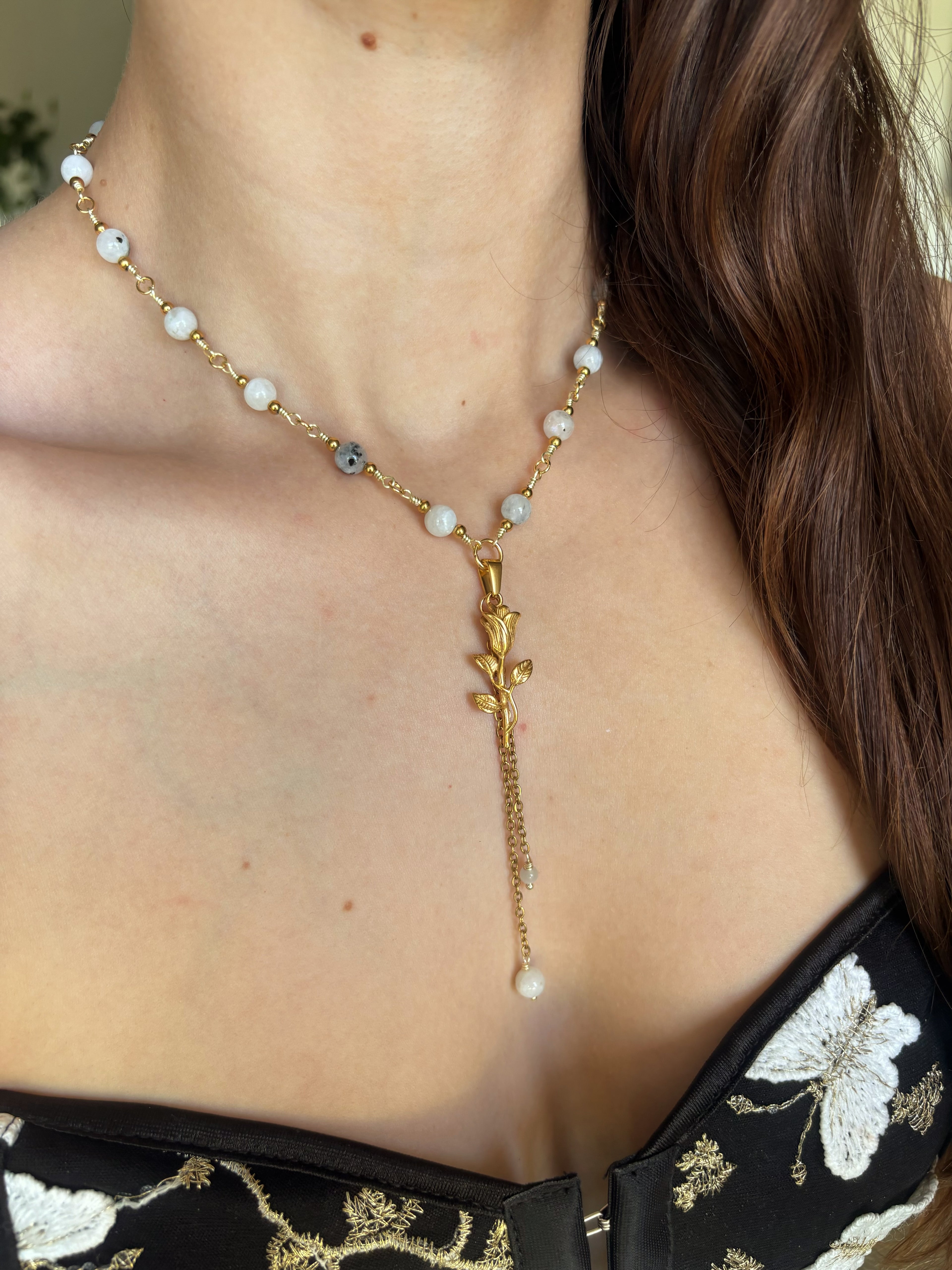 Collier Lara