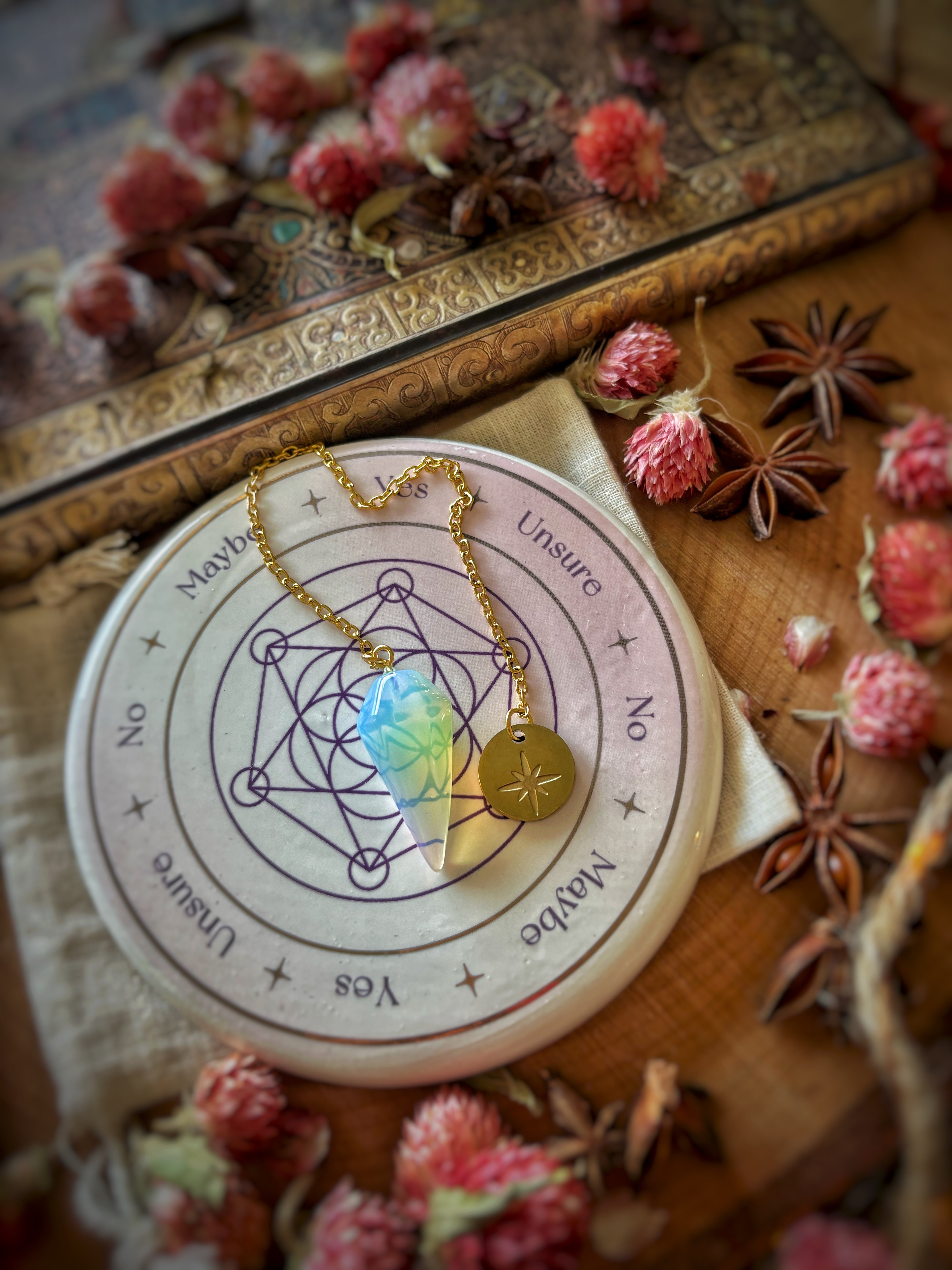 Kit de divination – Pendule en opalite