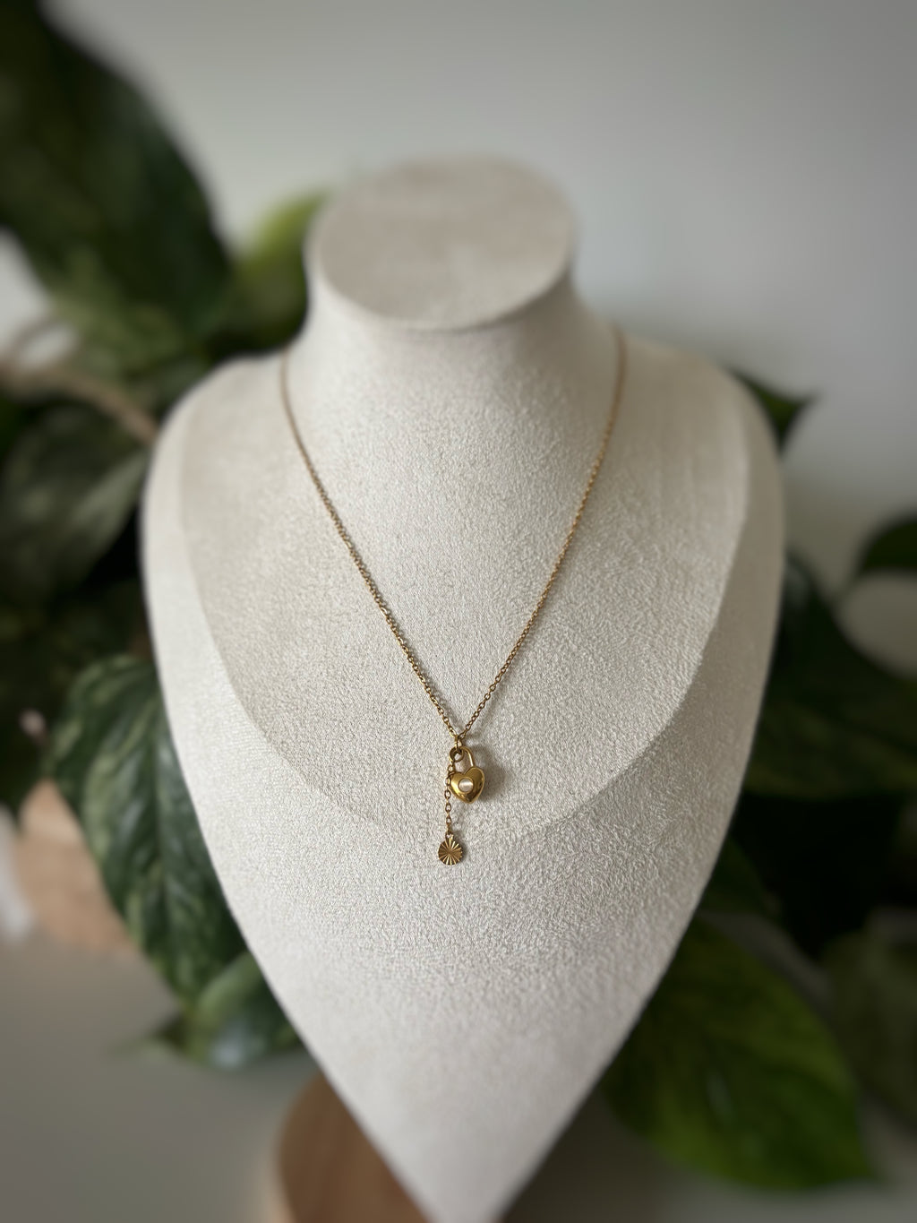 Collier cadenas - Sélénite