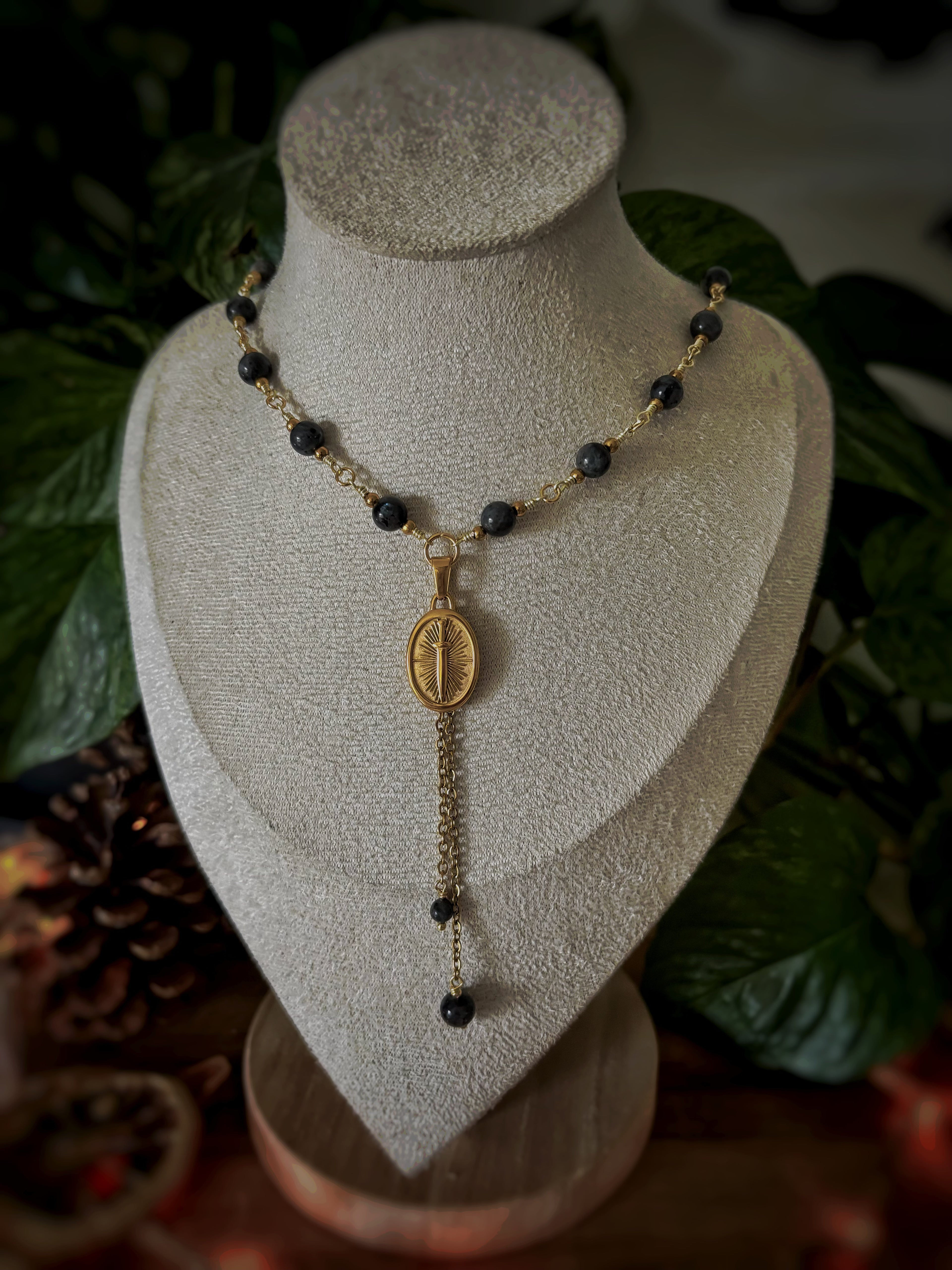 Collier Rhaenyra