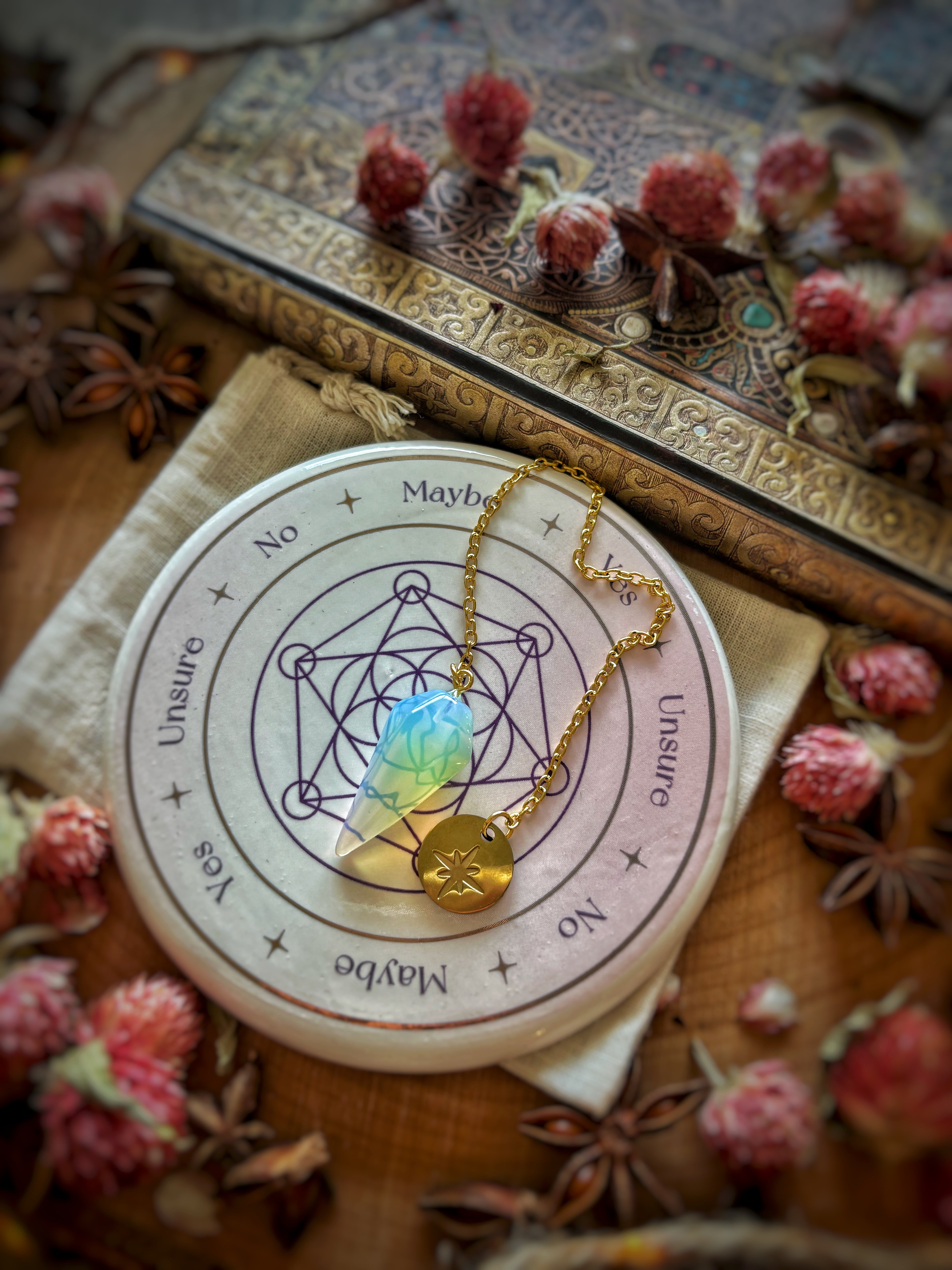 Kit de divination – Pendule en opalite