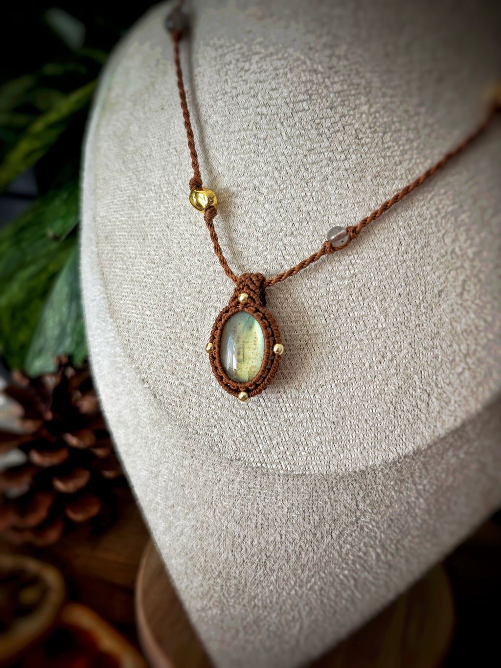 Talisman micro-macramé