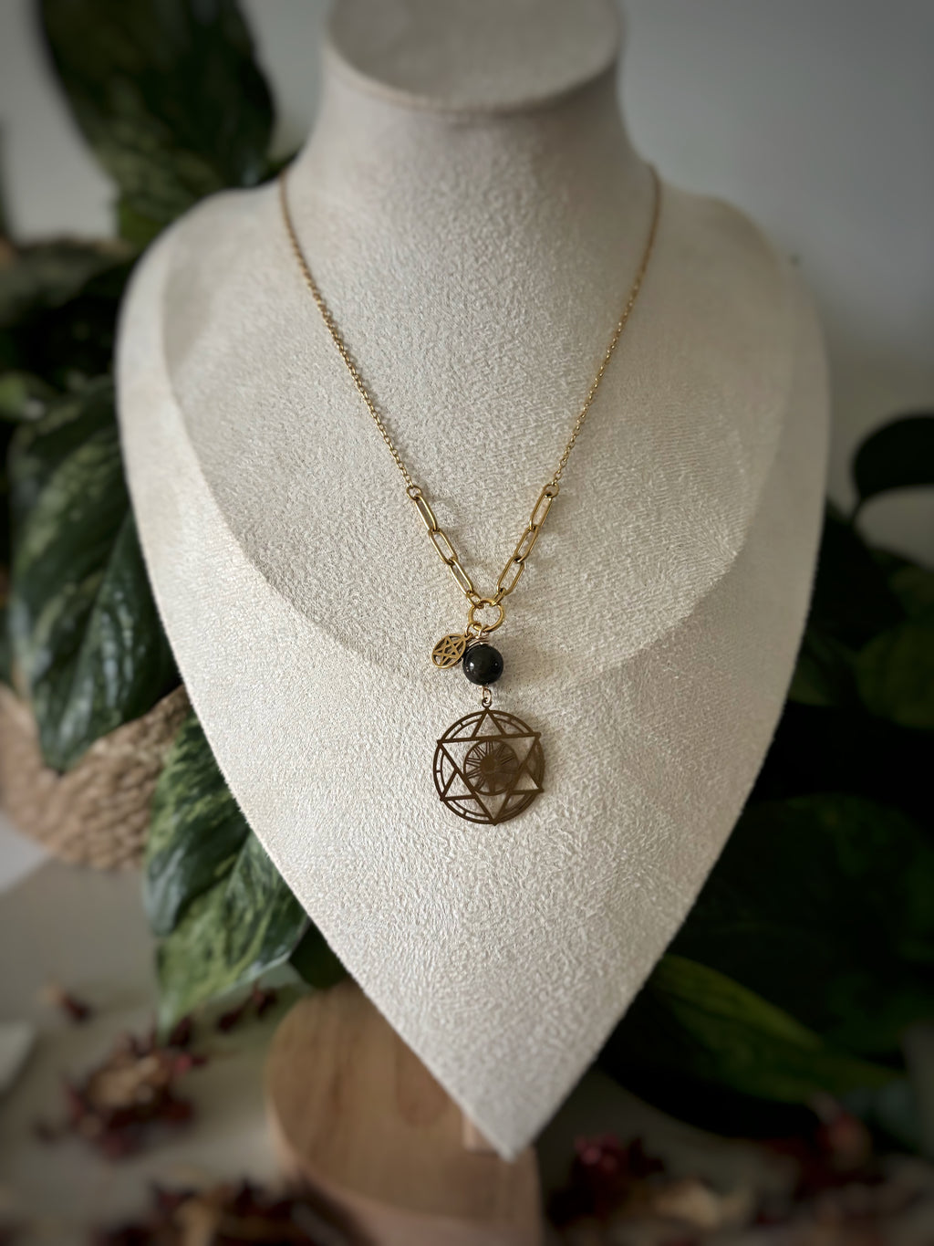 Collier Pentacle & Obsidienne Dorée