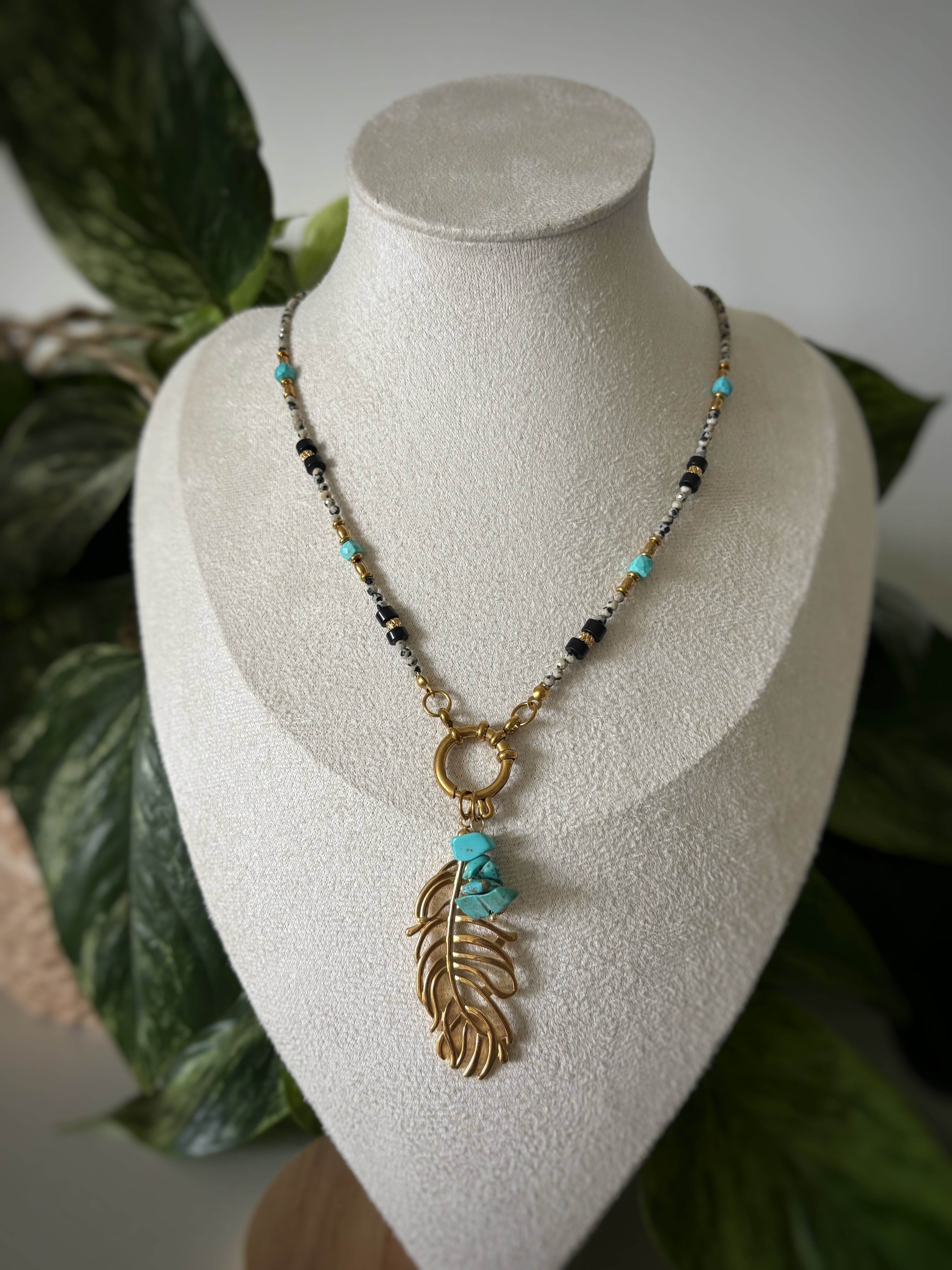 Collier jaspe dalmatien, turquoise et obsidienne