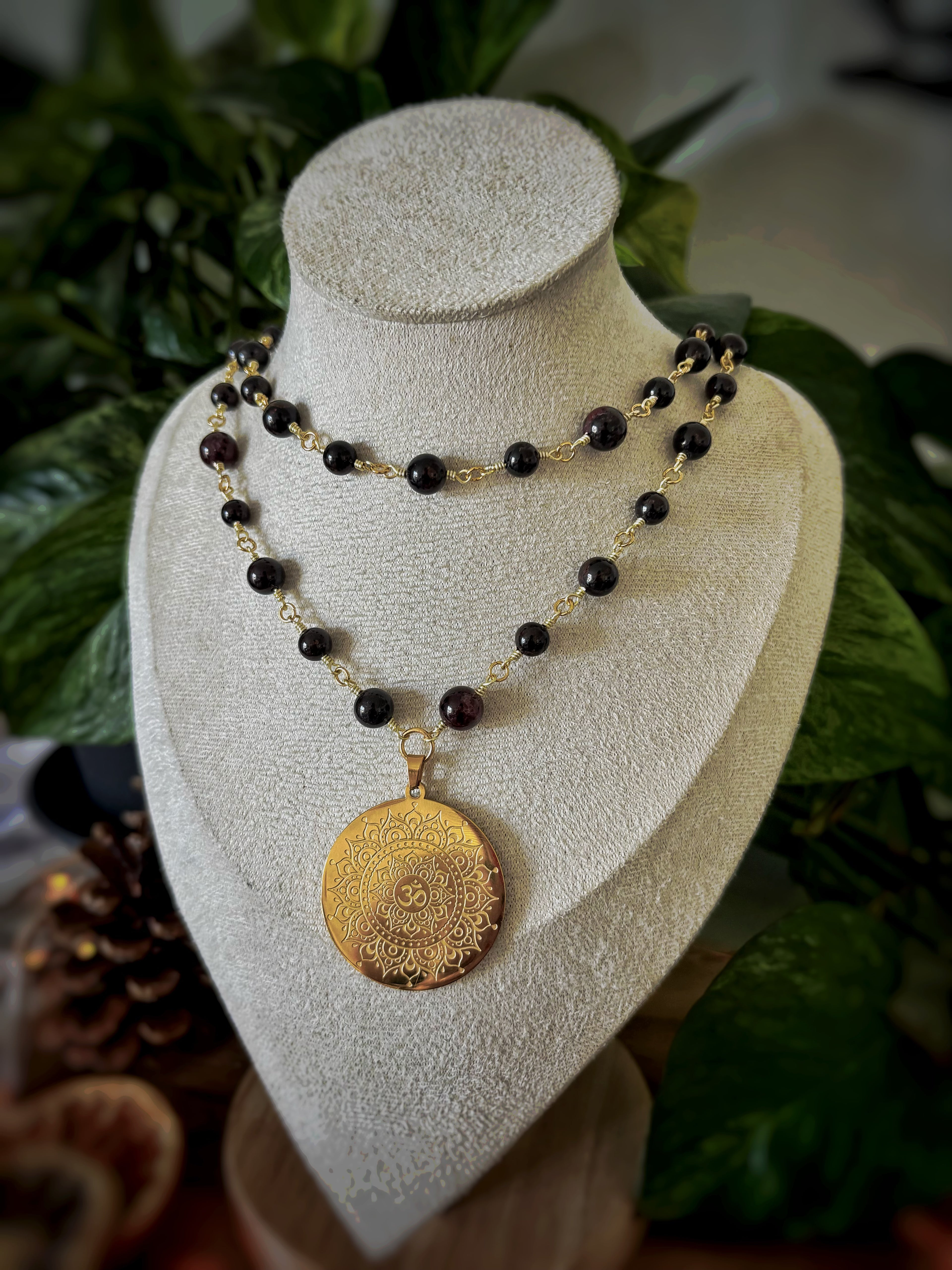 Collier Oryne