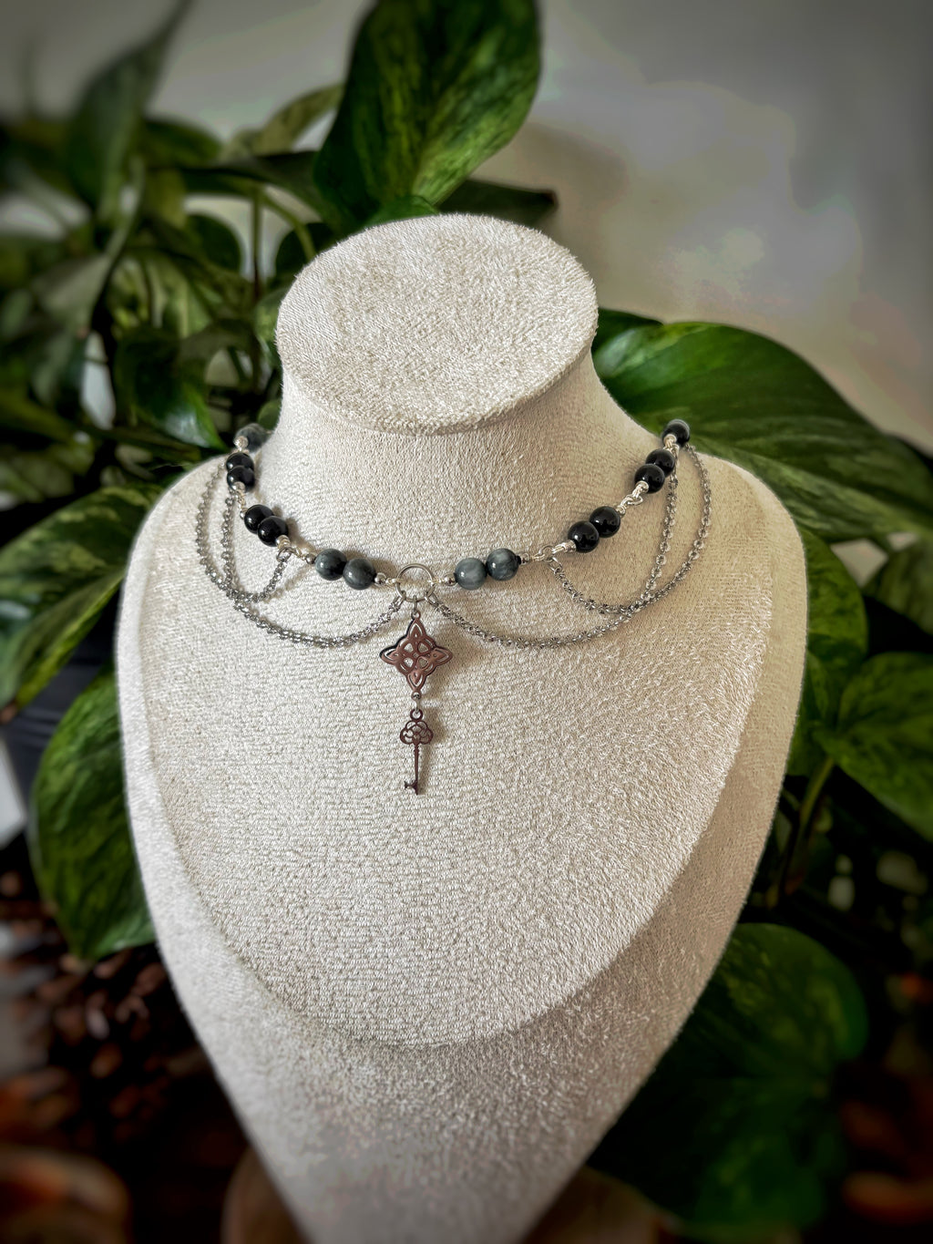Collier Hécate