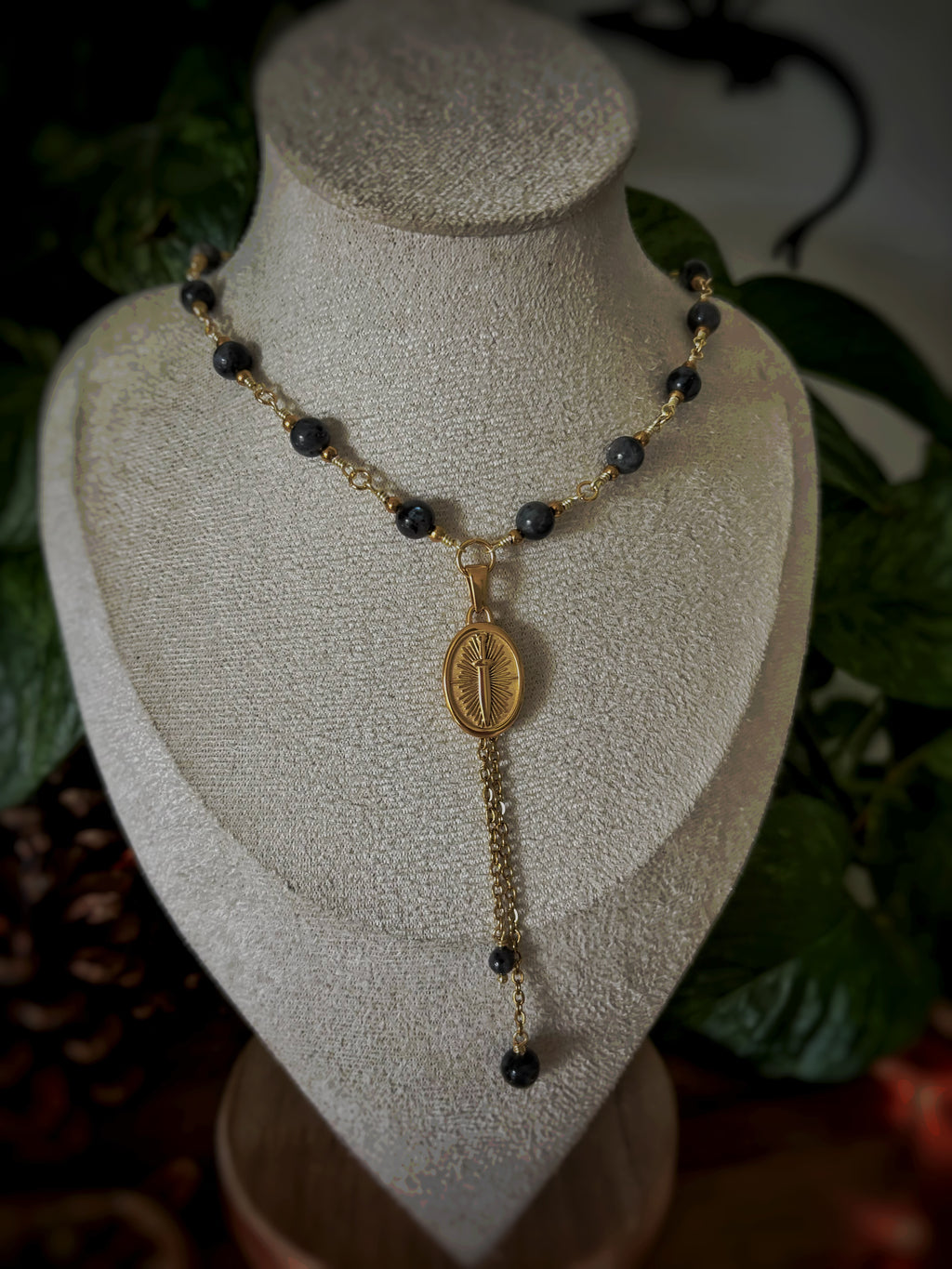 Collier Rhaenyra